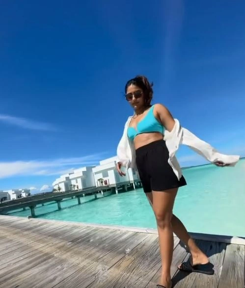Eeshaa Rebba Enjoying Vacation in Maldives