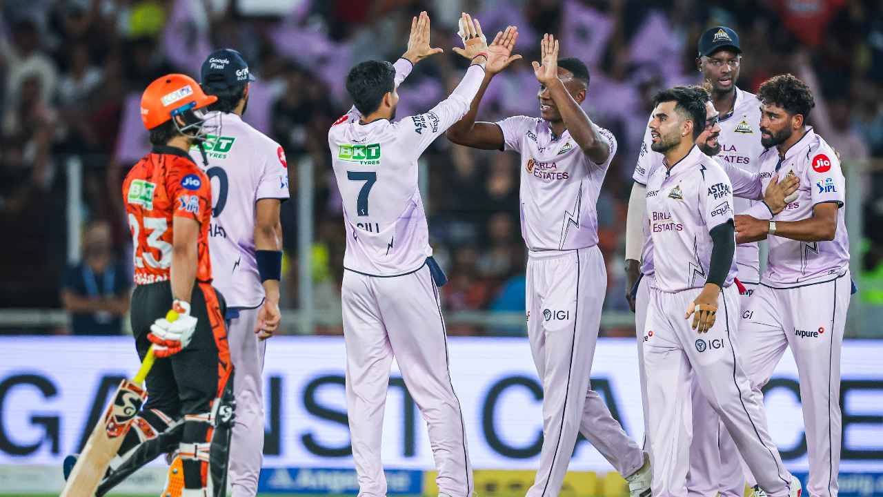 IPL 2026: గర్జించిన గుజరాత్.. చిత్తుగా ఓడిన హైదరాబాద్