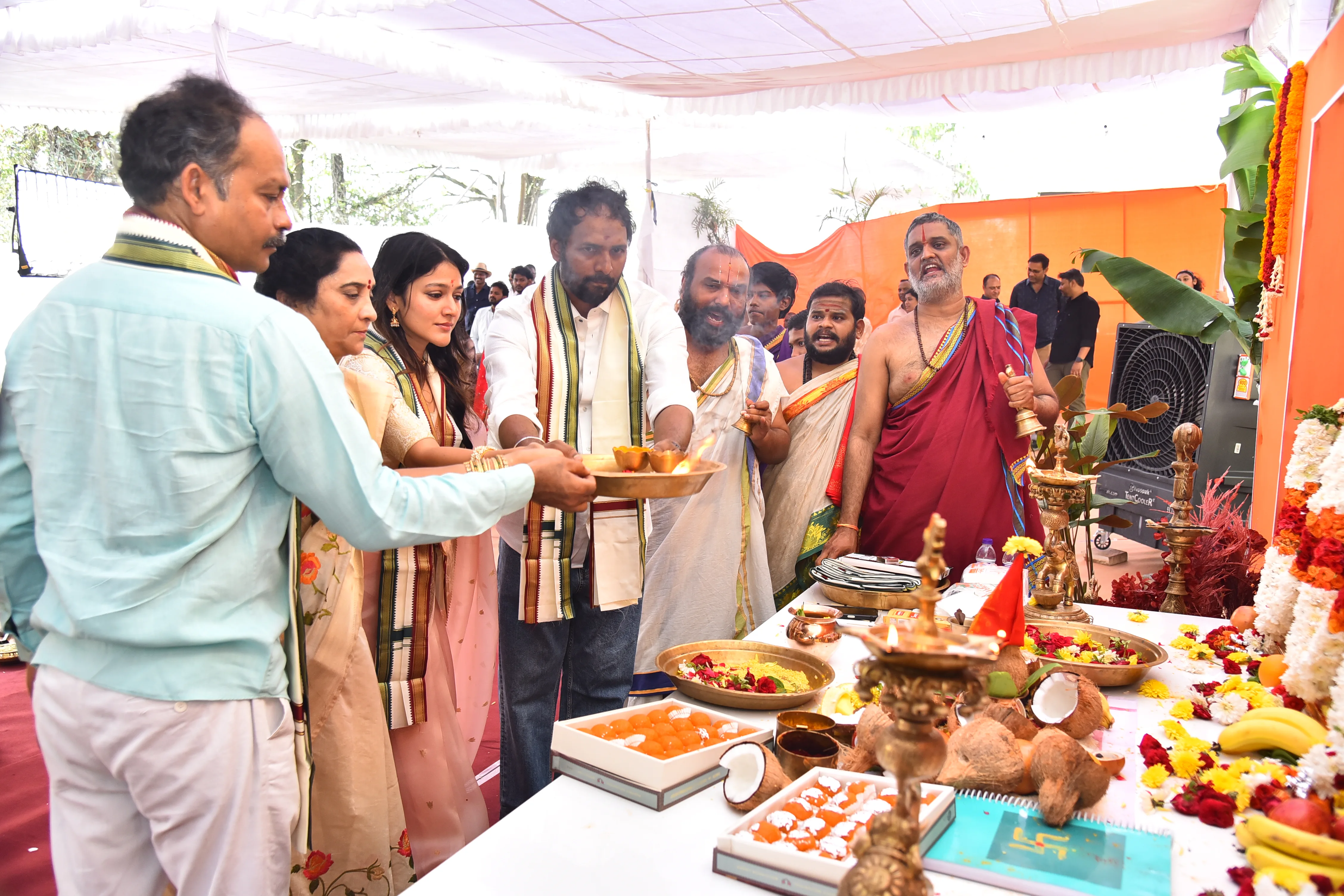 Hero Gopichand and director venkat New Movie Opening