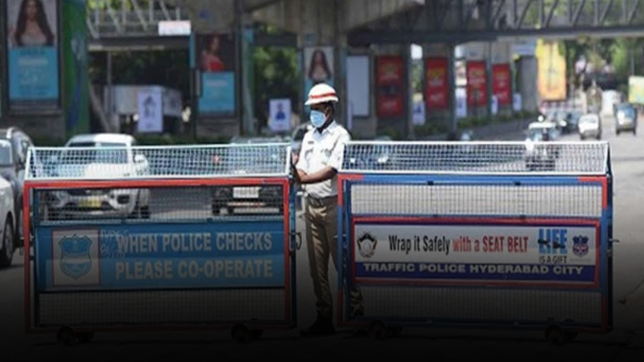 Hyderabad : హైదరాబాద్ వాసులకు బిగ్ అలర్ట్.. ఈ ప్రాంతాల్లో ట్రాఫిక్ ఆంక్షలు.. ప్రత్యామ్నాయ మార్గాలివే..