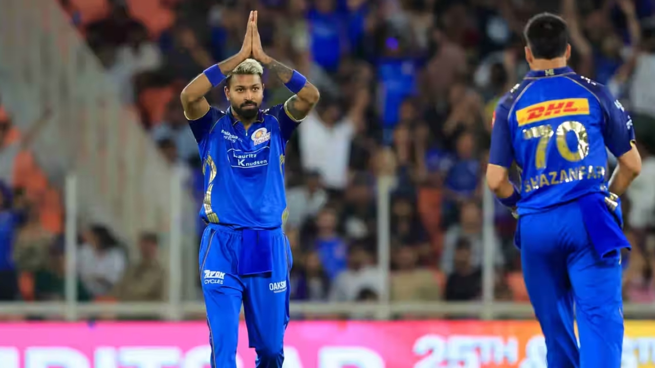 Hardik Pandya : అస‌లే ఓట‌మి బాధలో ఉన్న హార్దిక్ పాండ్యాకు మ‌రో షాక్‌.. మ్యాచ్ ఫీజులో 10 శాతం జ‌రిమానా.. చేసుకున్న దానికి చేసుకున్నంత‌