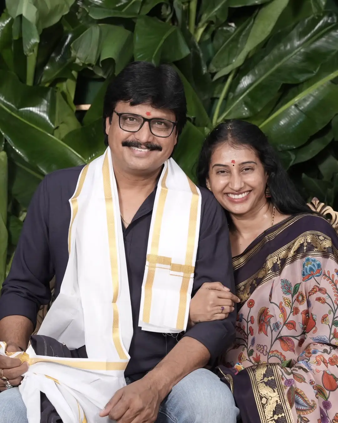Meena Vasu Shares Photos with Husband