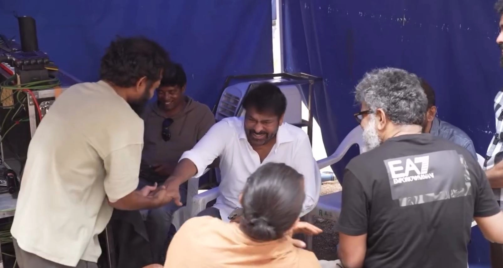 Megastar Chiranjeevi Visits Ram Charan Peddi Sets