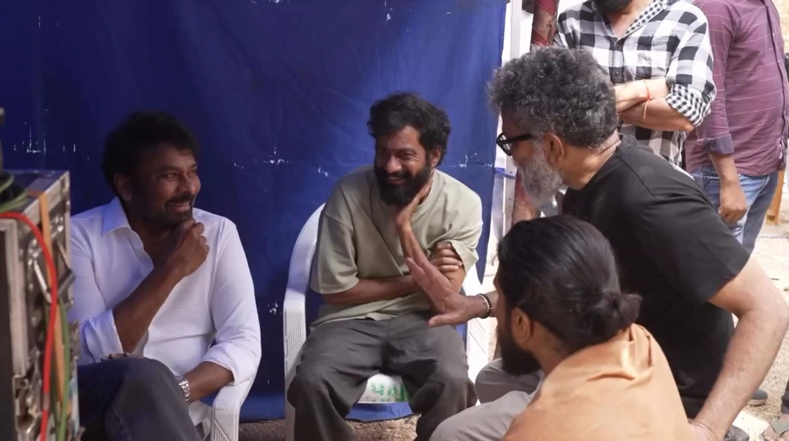 Megastar Chiranjeevi Visits Ram Charan Peddi Sets