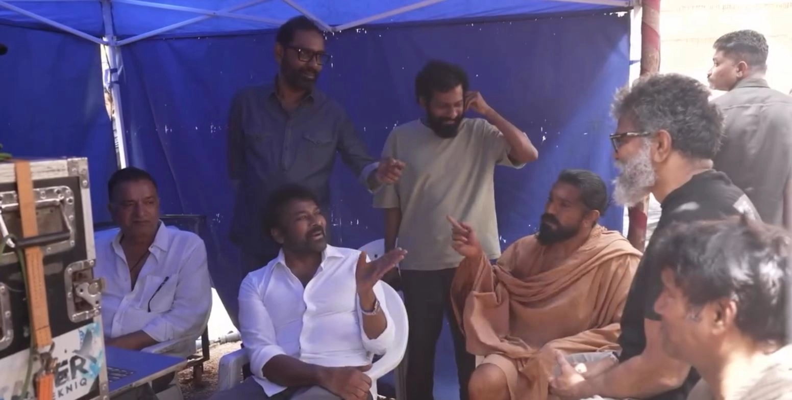 Megastar Chiranjeevi Visits Ram Charan Peddi Sets
