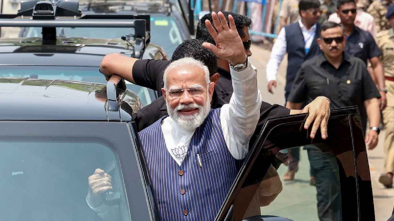 PM Modi Convoy Size: ప్రధాని మోదీ కాన్వాయ్ లో వాహనాల తగ్గింపు.. ఇప్పుడు రెండు కార్లే