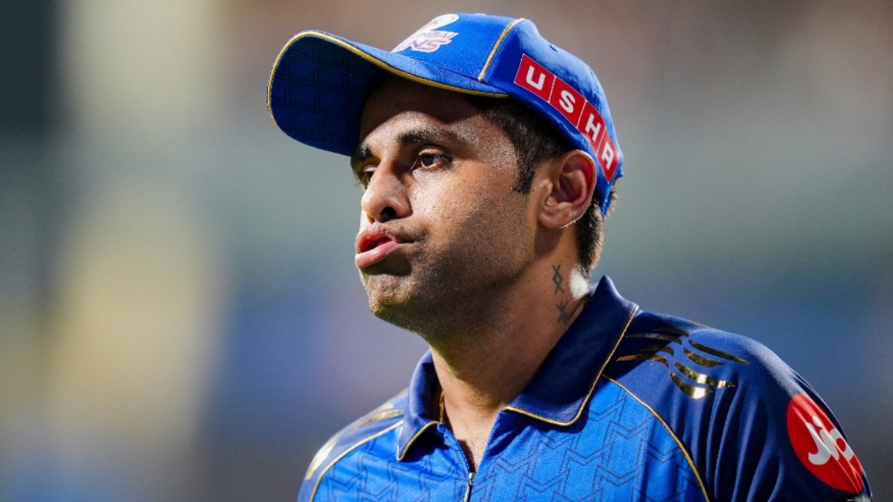 Suryakumar Yadav : ప్లేఆఫ్స్ రేసు నుంచి ముంబై ఔట్‌.. సూర్య‌కుమార్ యాద‌వ్ ఇంట్రెస్టింగ్ కామెంట్స్‌.. వ‌చ్చే ఏడాది చూసుకుంటాం.. ఈ ఏడాది..