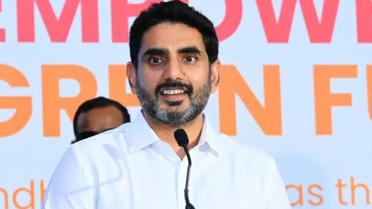Nara Lokesh : నిరుద్యోగులకు శుభవార్త చెప్పిన మంత్రి నారా లోకేశ్.. త్వరలో మరో డీఎస్సీ.. జగన్‌కు స్ట్రాంగ్ కౌంటర్..