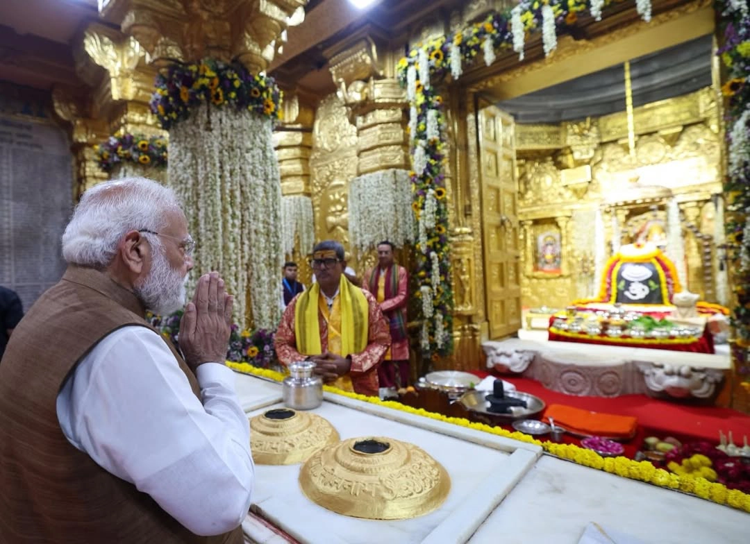 Narendra Modi Visits Somnath Temple