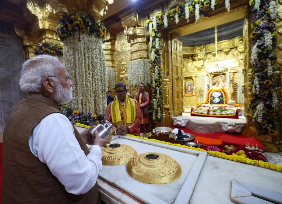 Narendra Modi Visits Somnath Temple
