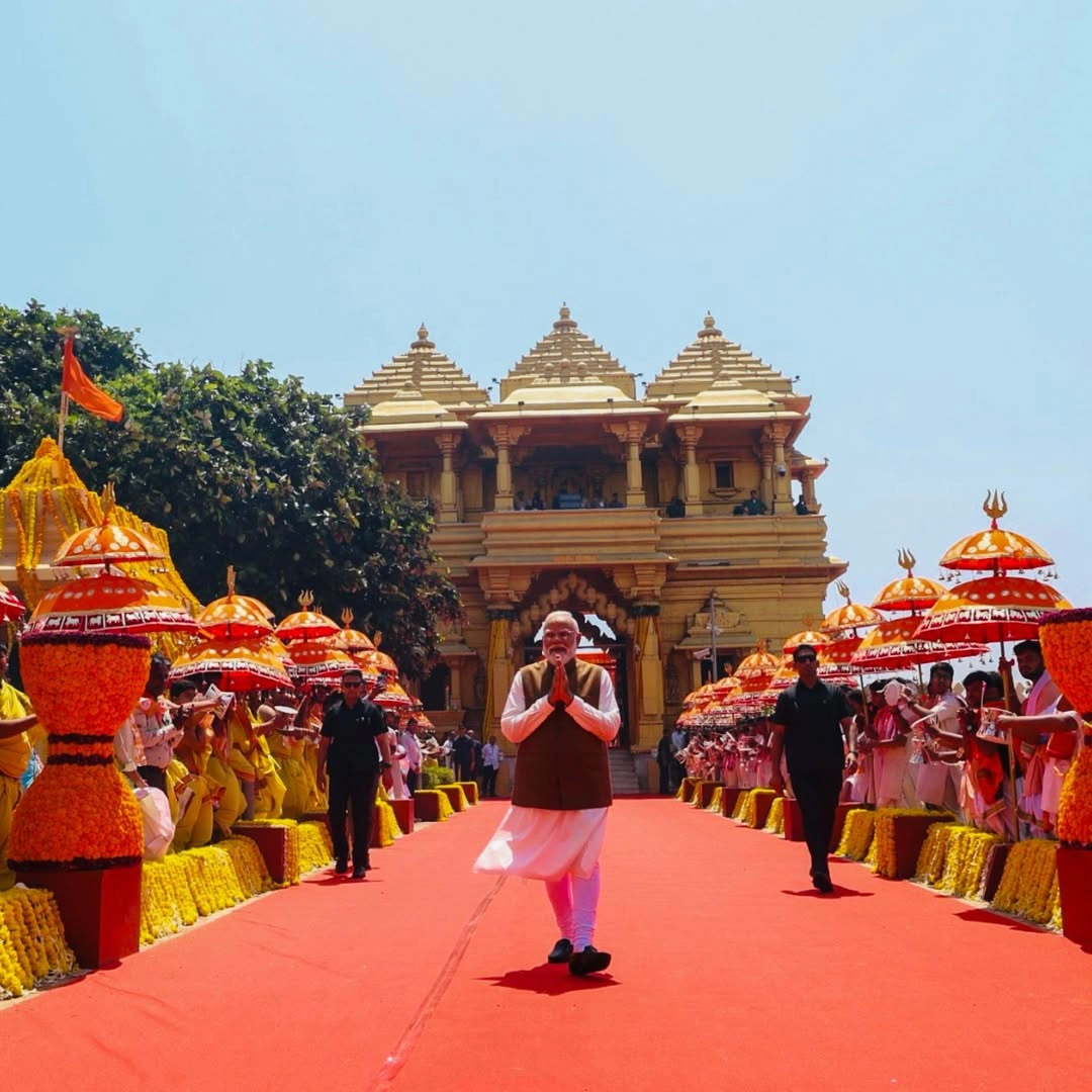 Narendra Modi Visits Somnath Temple