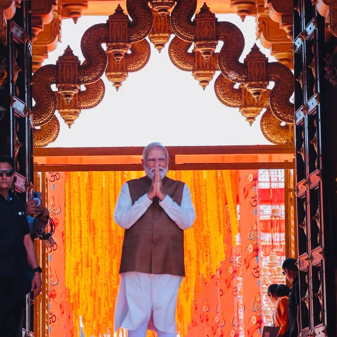 Narendra Modi Visits Somnath Temple