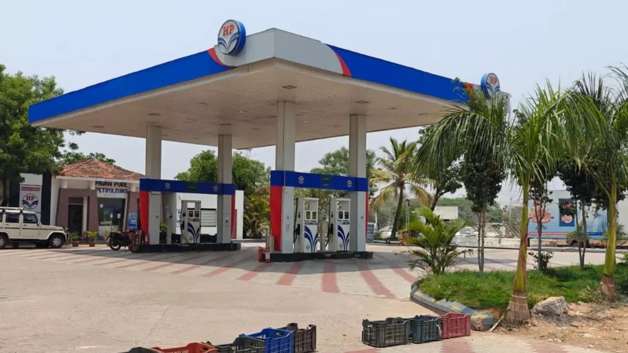Petrol bunks : ఏపీ ప్రజలకు బిగ్ అలర్ట్.. ఆ సమయాల్లో పెట్రోల్ బంకులు బంద్.. రోజుకు 16గంటలే..?