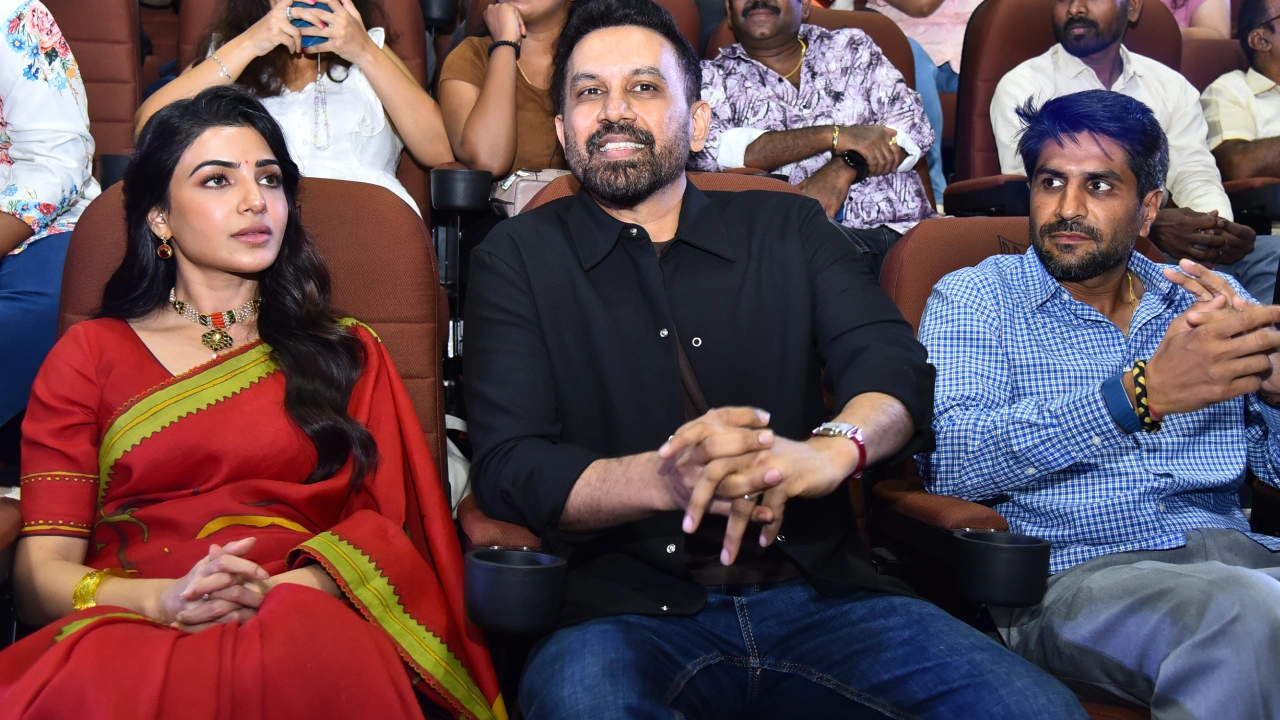 Samantha Appearance with Husband Raj Nidimoru in Movie Event