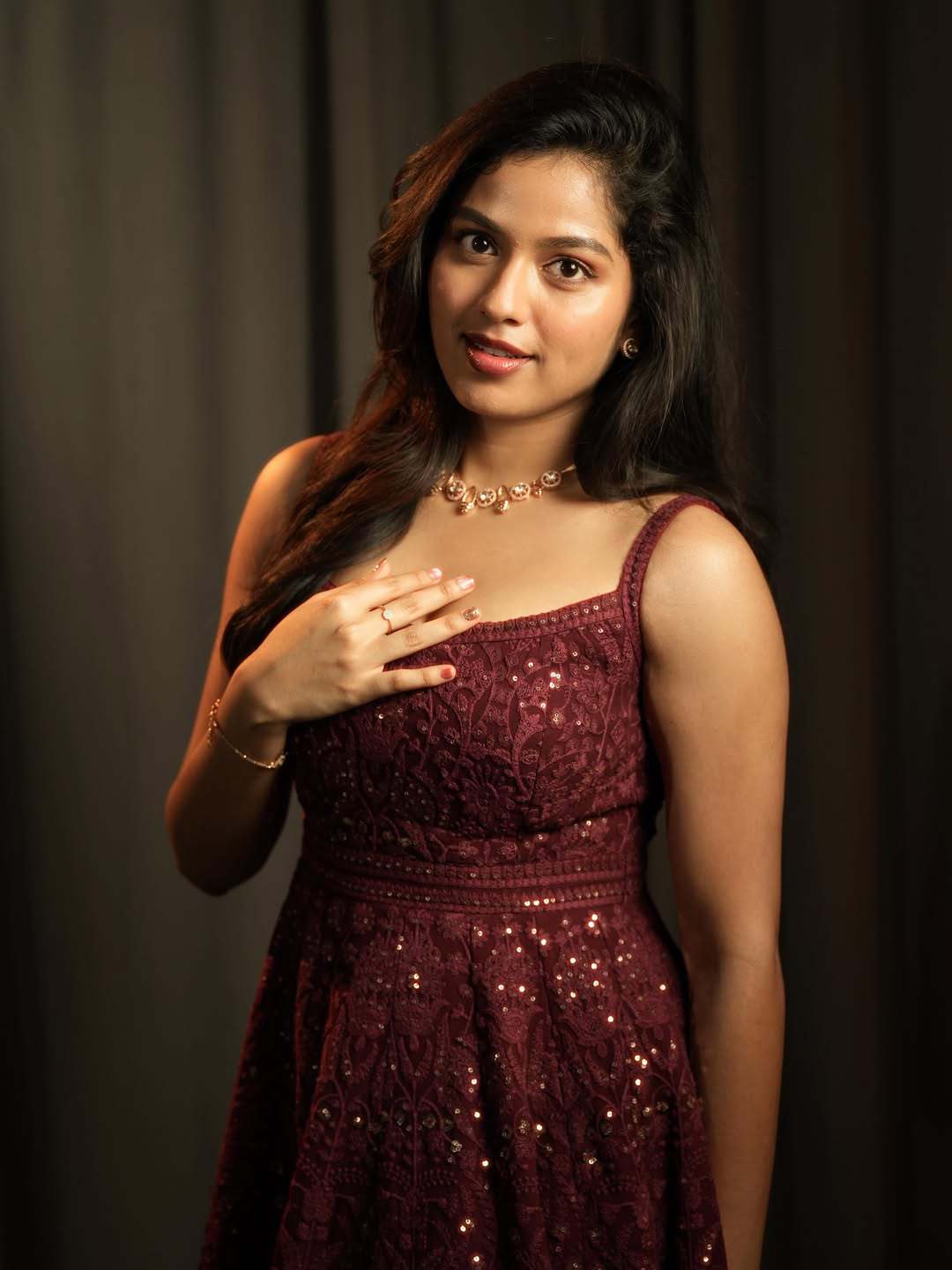 Raju Weds Rambai heroine Tejaswi Rao glamorous splash in modern dress