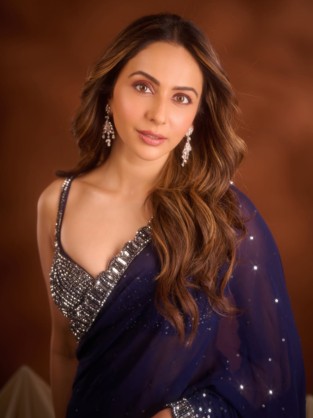 Rakul preet singh stunning looks in saree