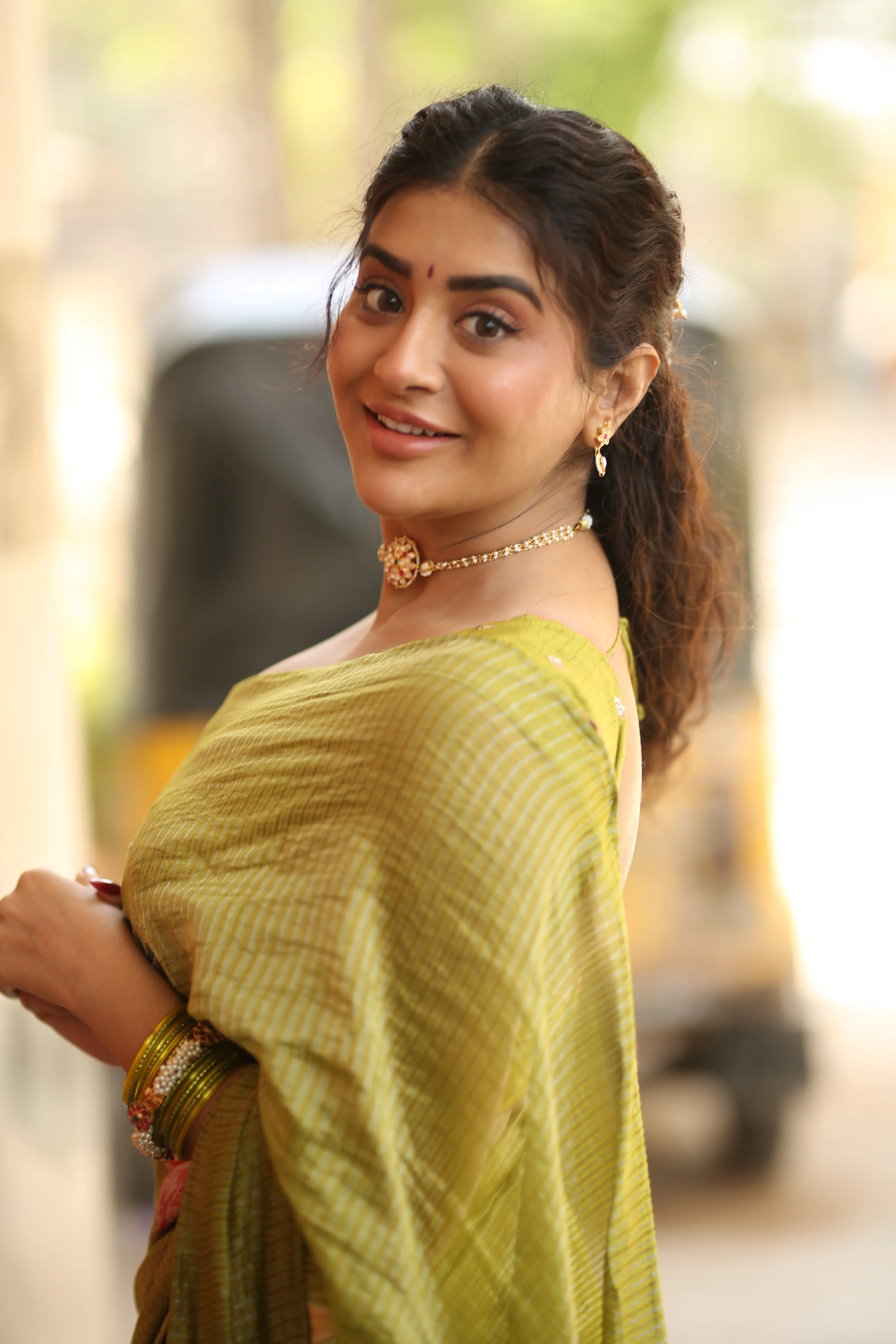 Rashi singh at Transfer Trimurthulu Teaser launch event