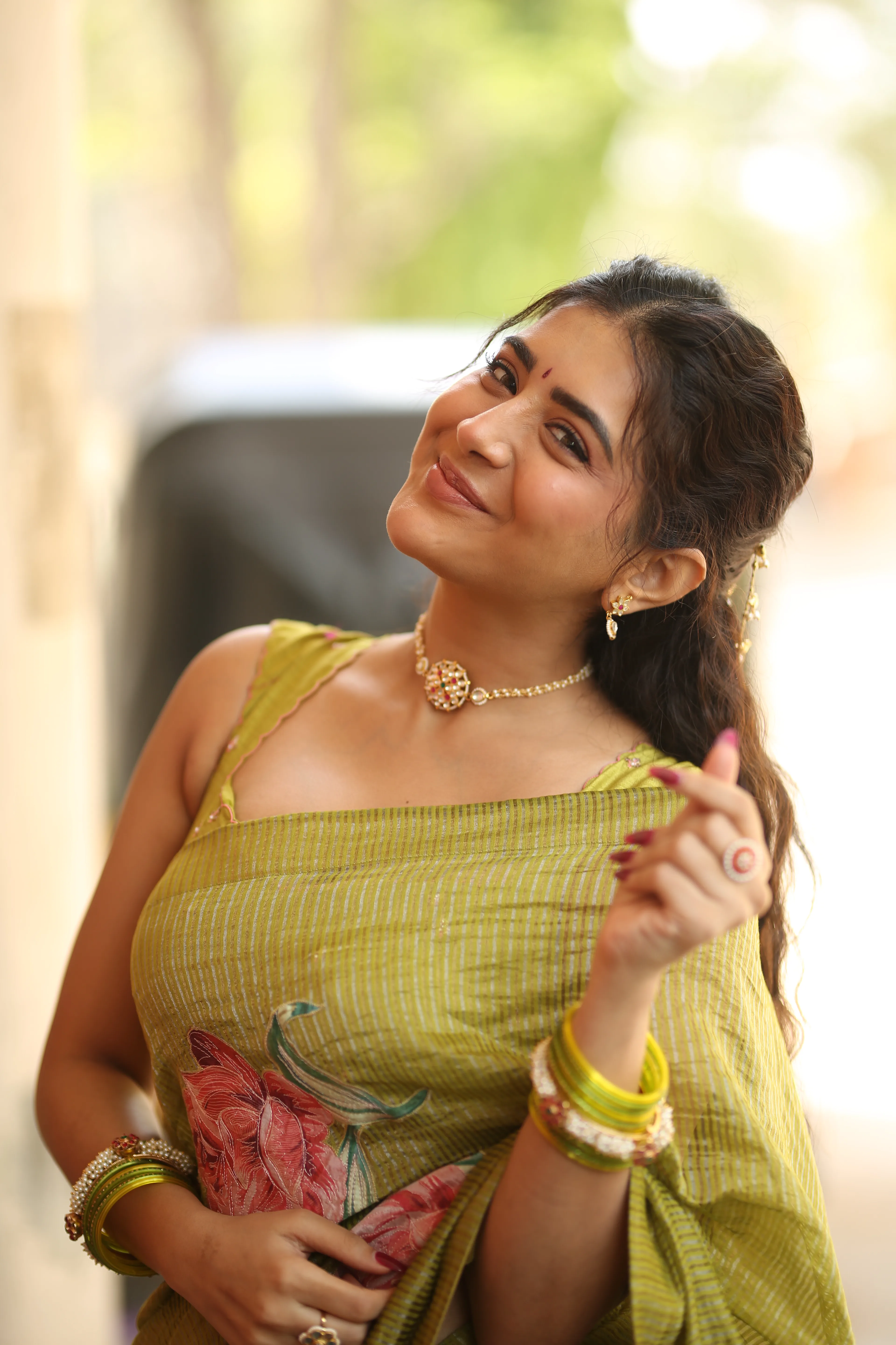 Rashi singh at Transfer Trimurthulu Teaser launch event