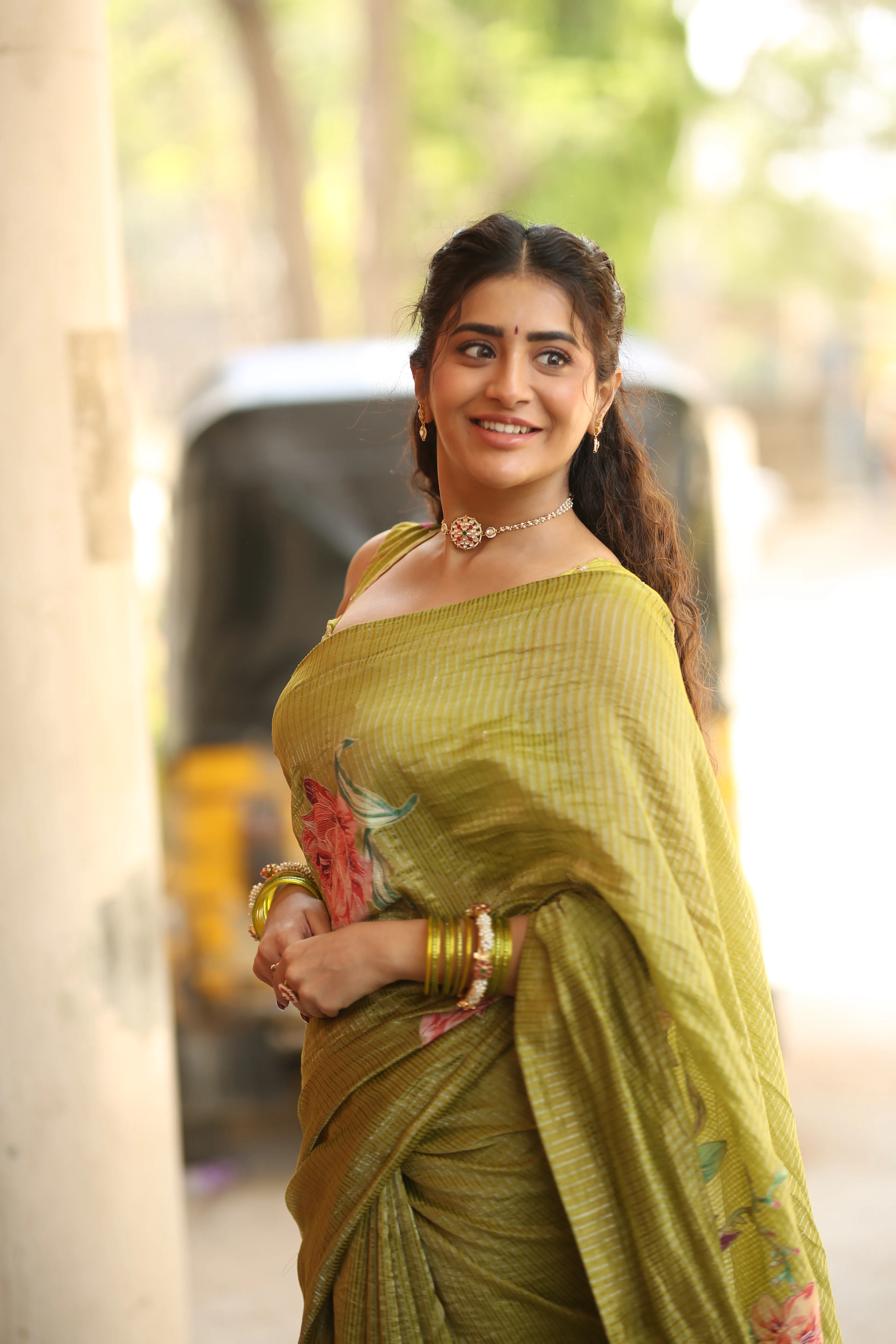 Rashi singh at Transfer Trimurthulu Teaser launch event