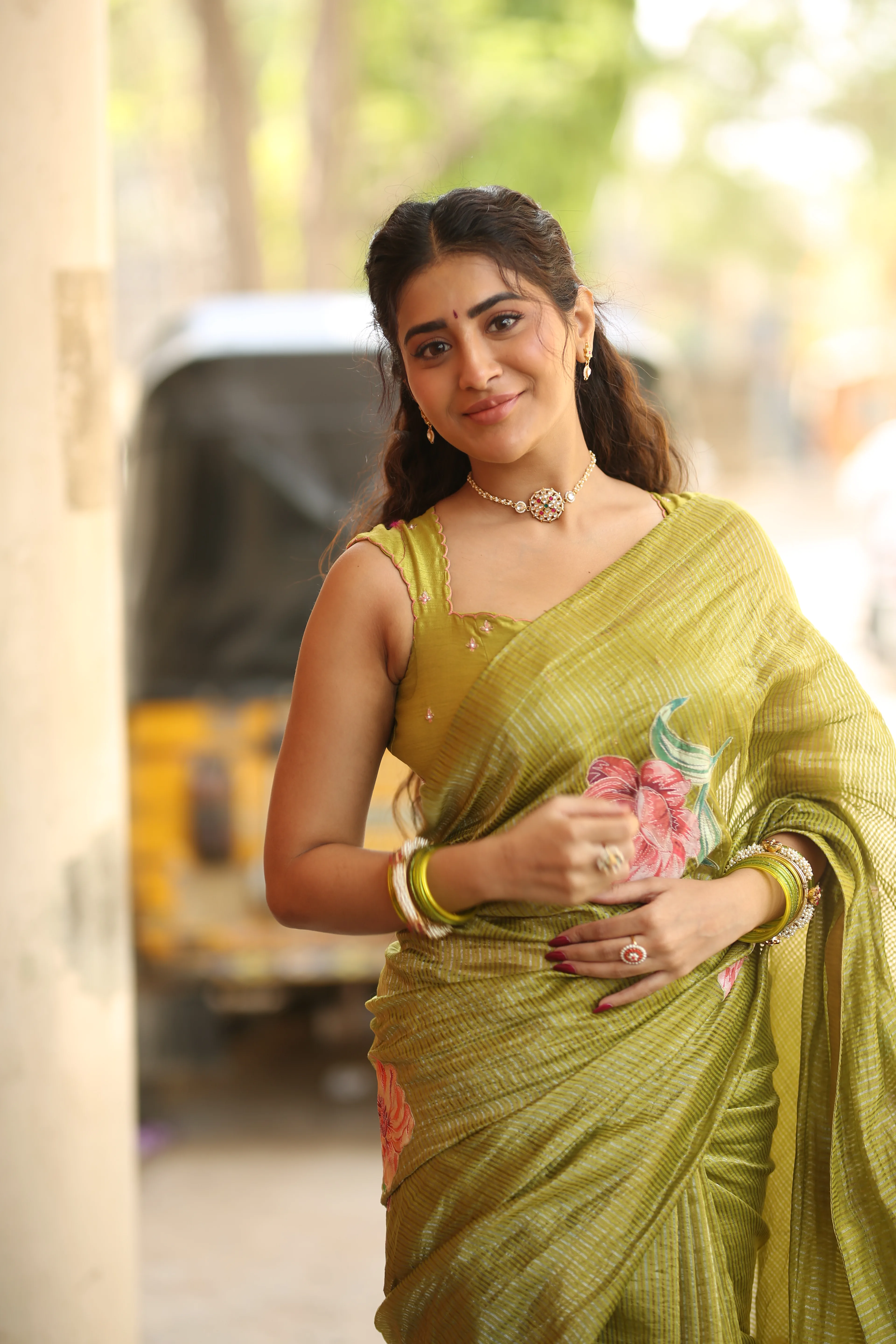 Rashi singh at Transfer Trimurthulu Teaser launch event