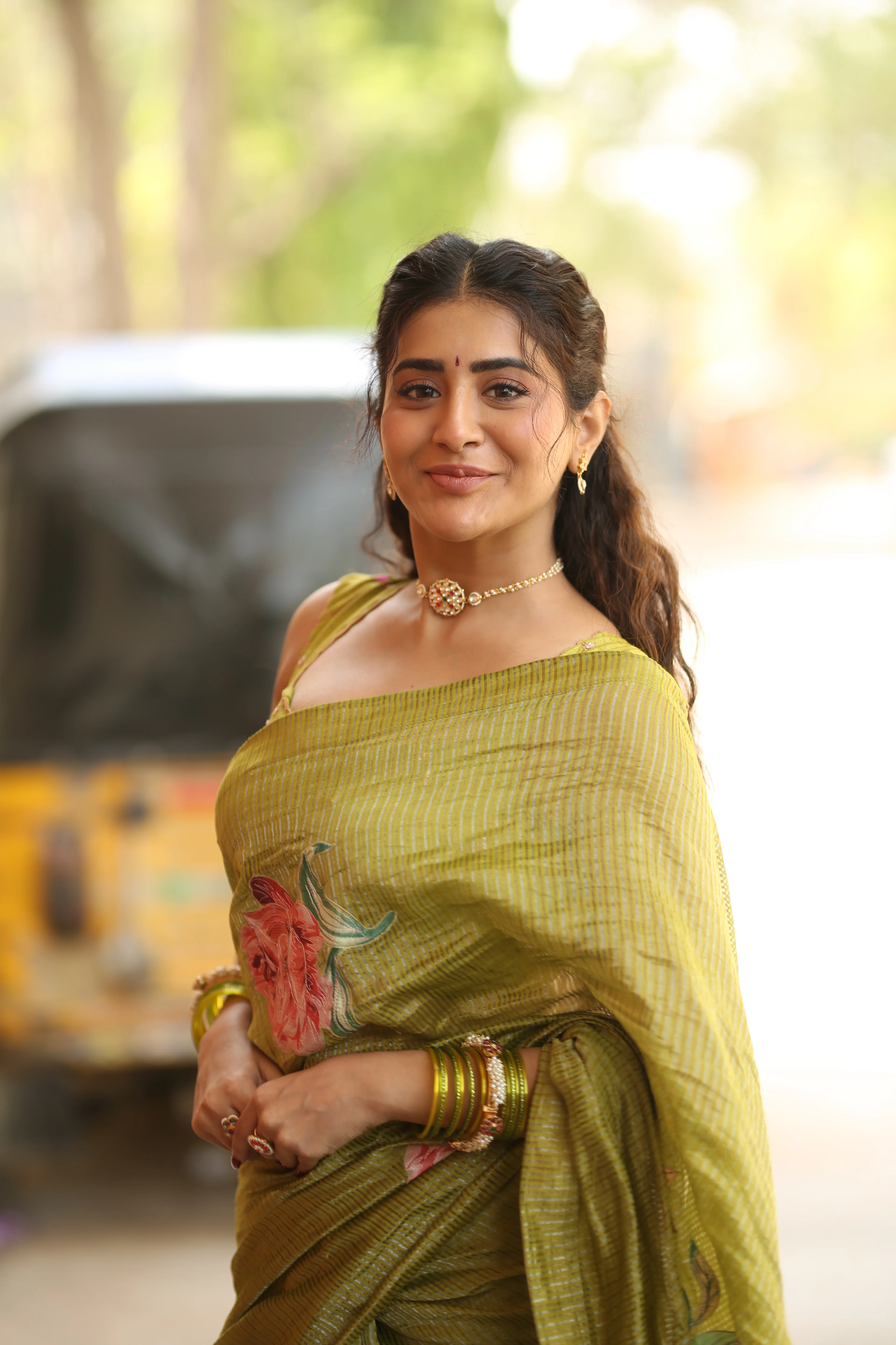 Rashi singh at Transfer Trimurthulu Teaser launch event