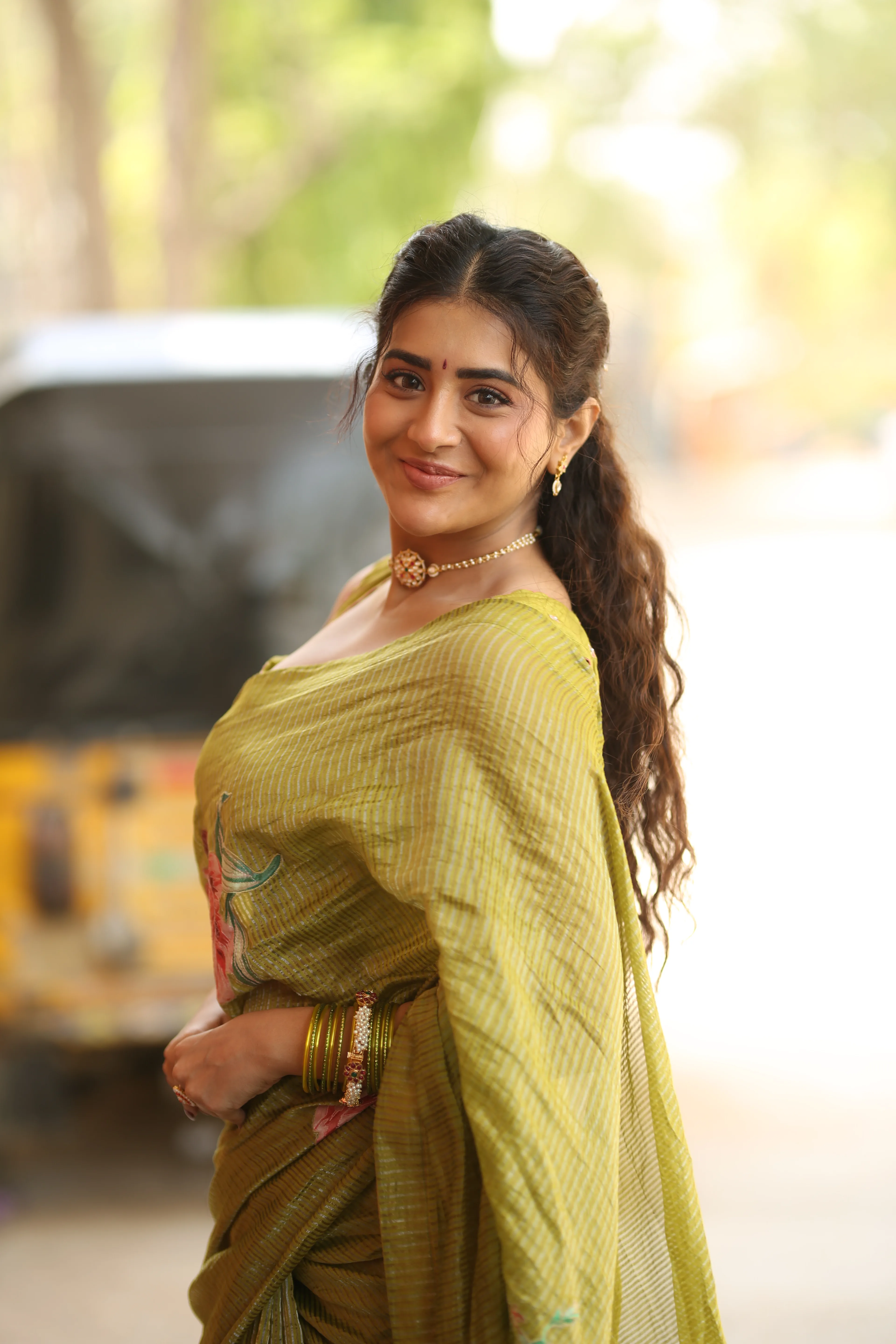 Rashi singh at Transfer Trimurthulu Teaser launch event