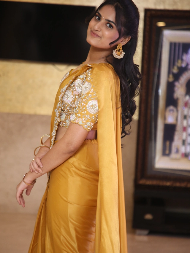 Rayancha Kokkura Cute Photos in Saree
