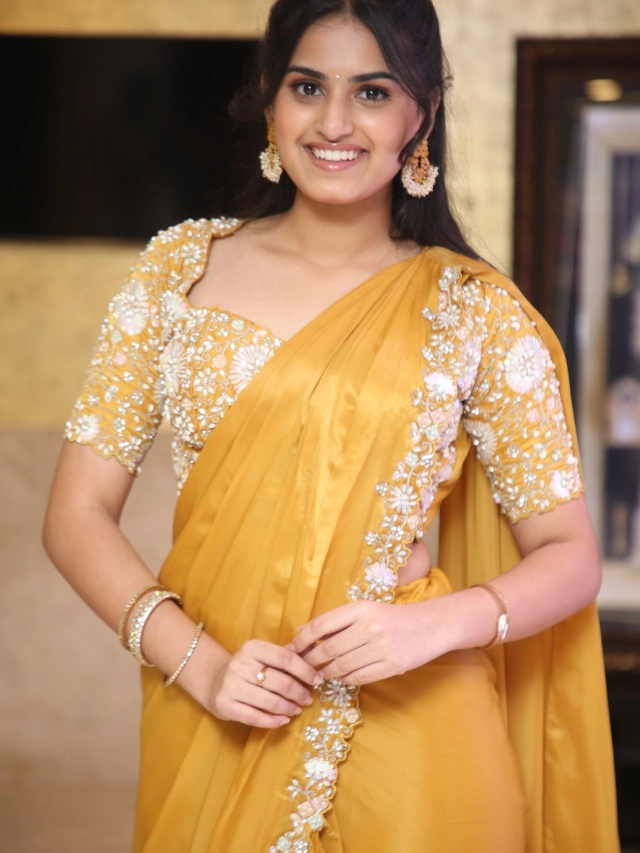 Rayancha Kokkura Cute Photos in Saree