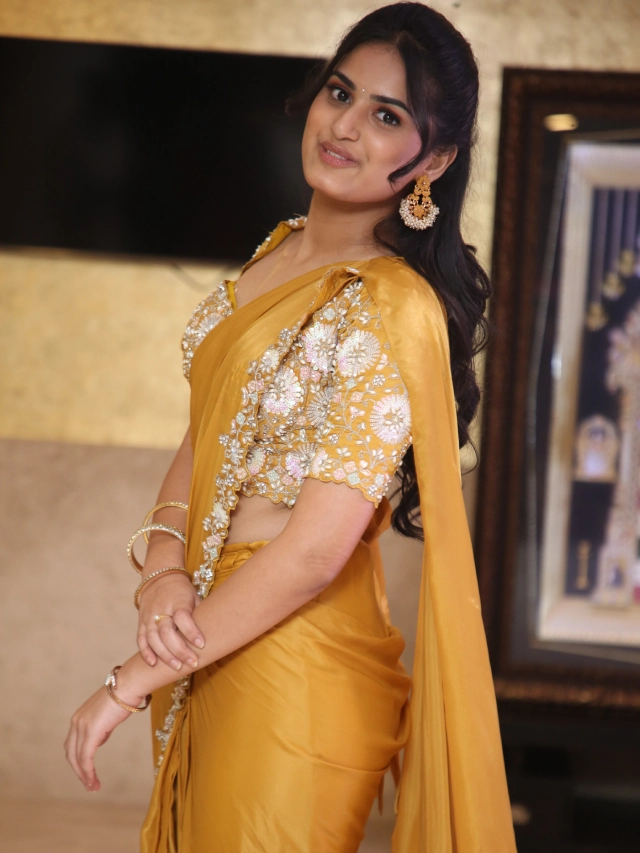 Rayancha Kokkura Cute Photos in Saree