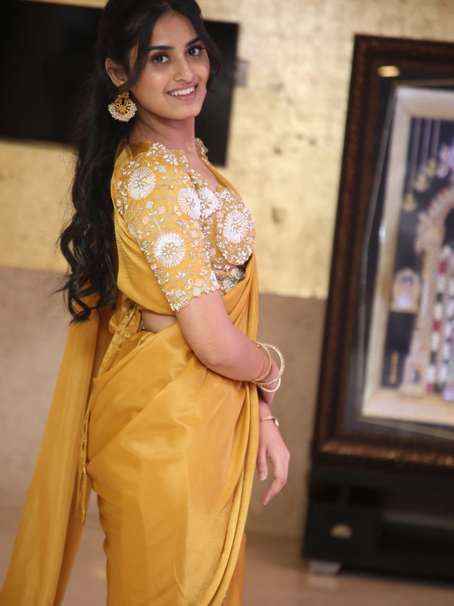 Rayancha Kokkura Cute Photos in Saree
