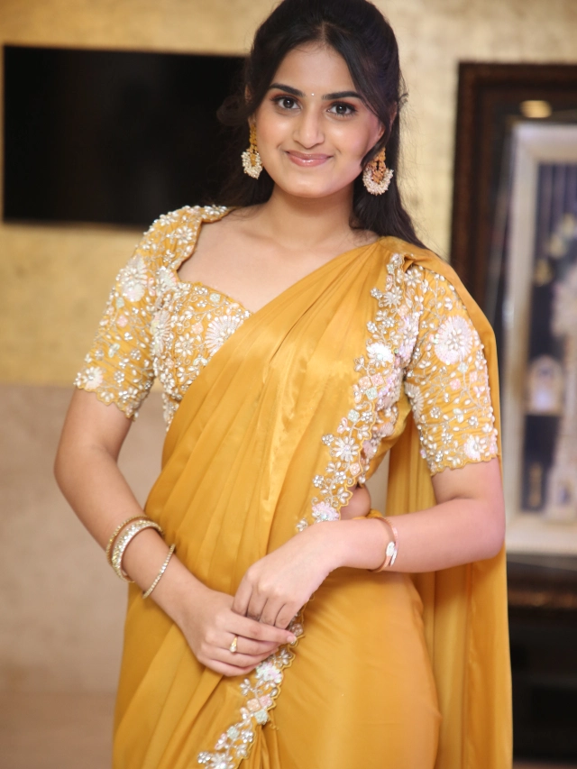 Rayancha Kokkura Cute Photos in Saree