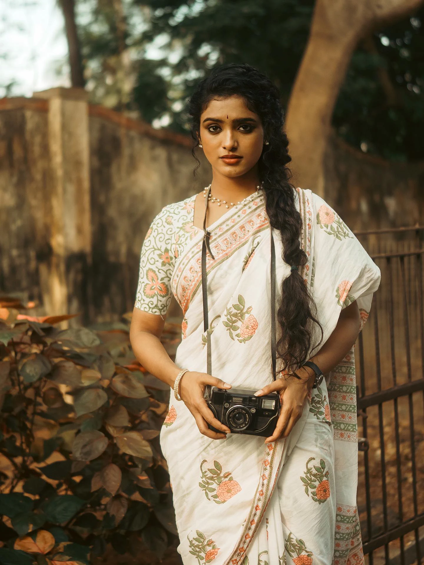Roopa Koduvayur Cute Vintage Looks