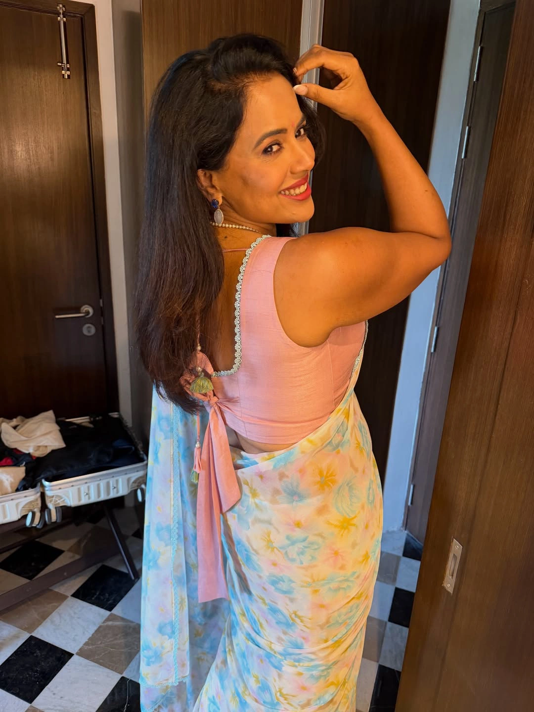 Sameera Reddy Latest Photos