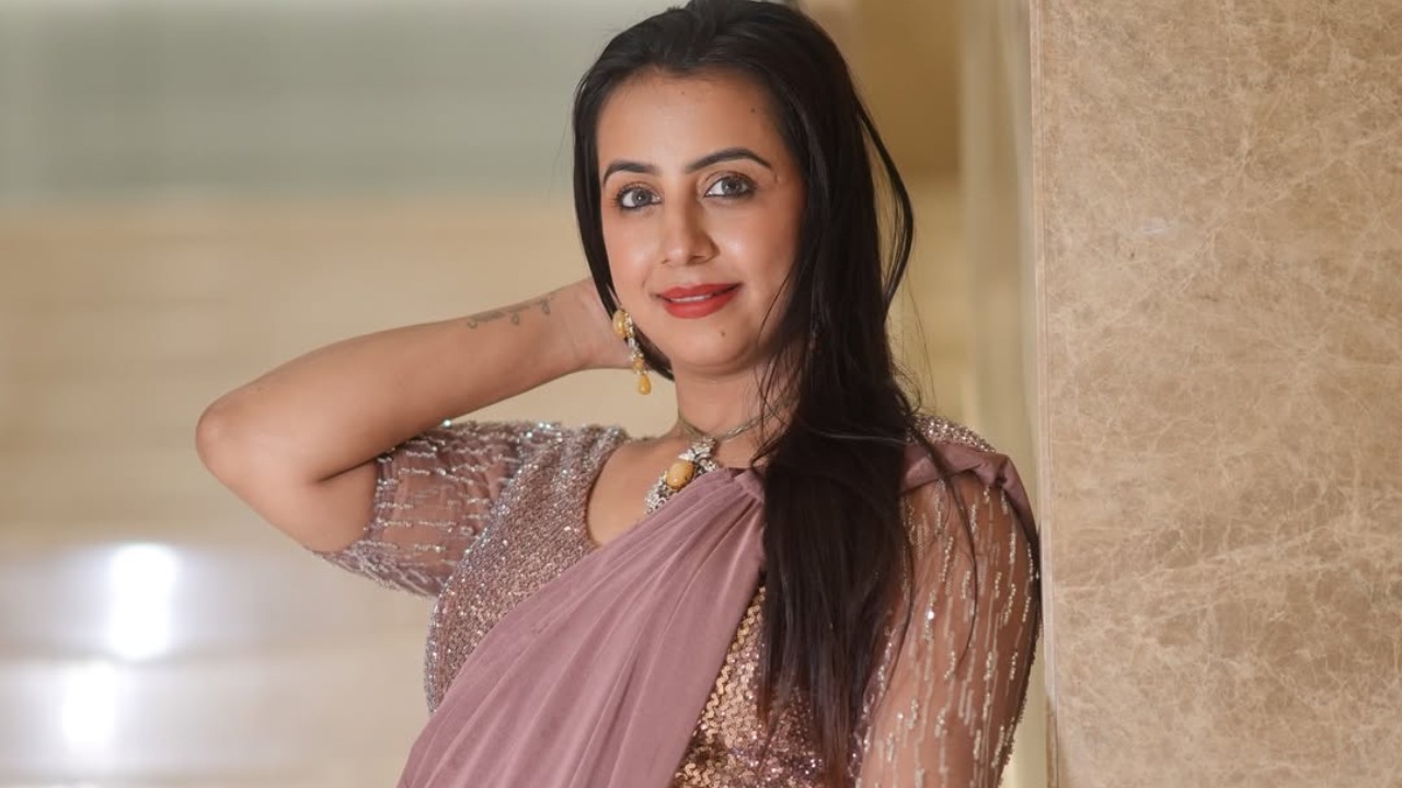 Sanjana Galrani : టాలీవుడ్ లో పెద్ద నిర్మాత.. కోట్లు నష్టపోయాను.. సంజన సంచలన వ్యాఖ్యలు..