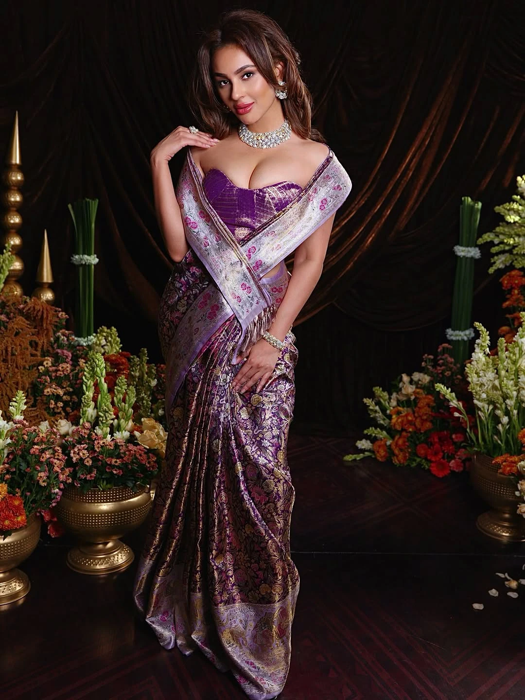 Seerat Kapoor Showing her Beauty