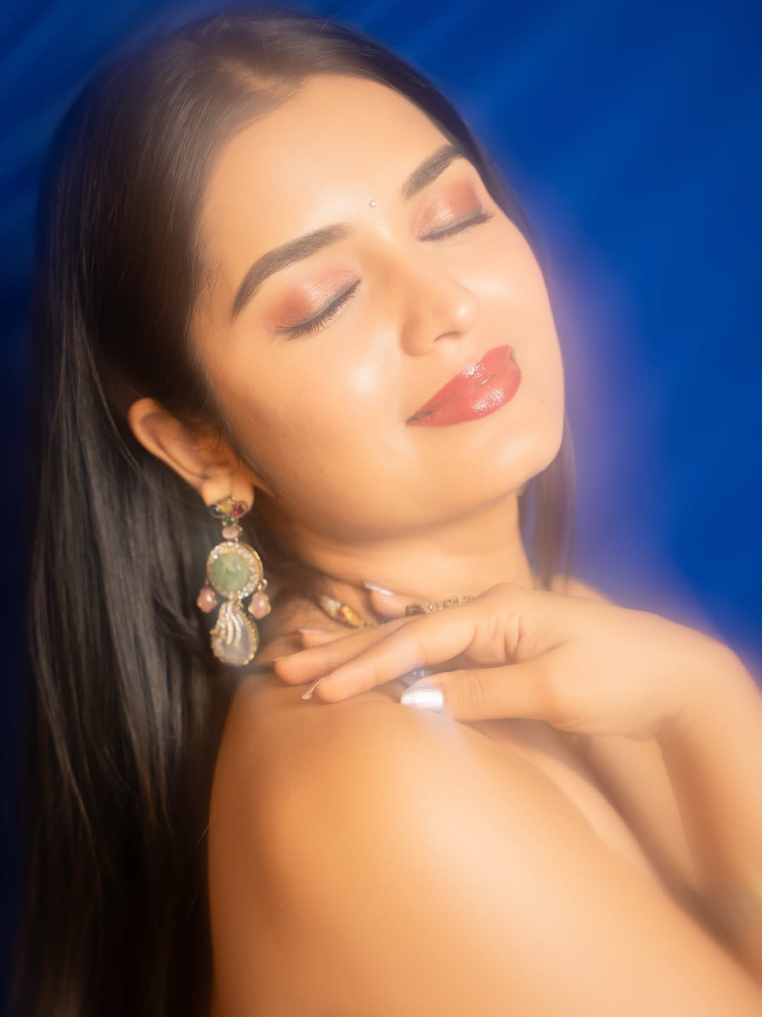Serial actress priyanka jain stunning looks in saree