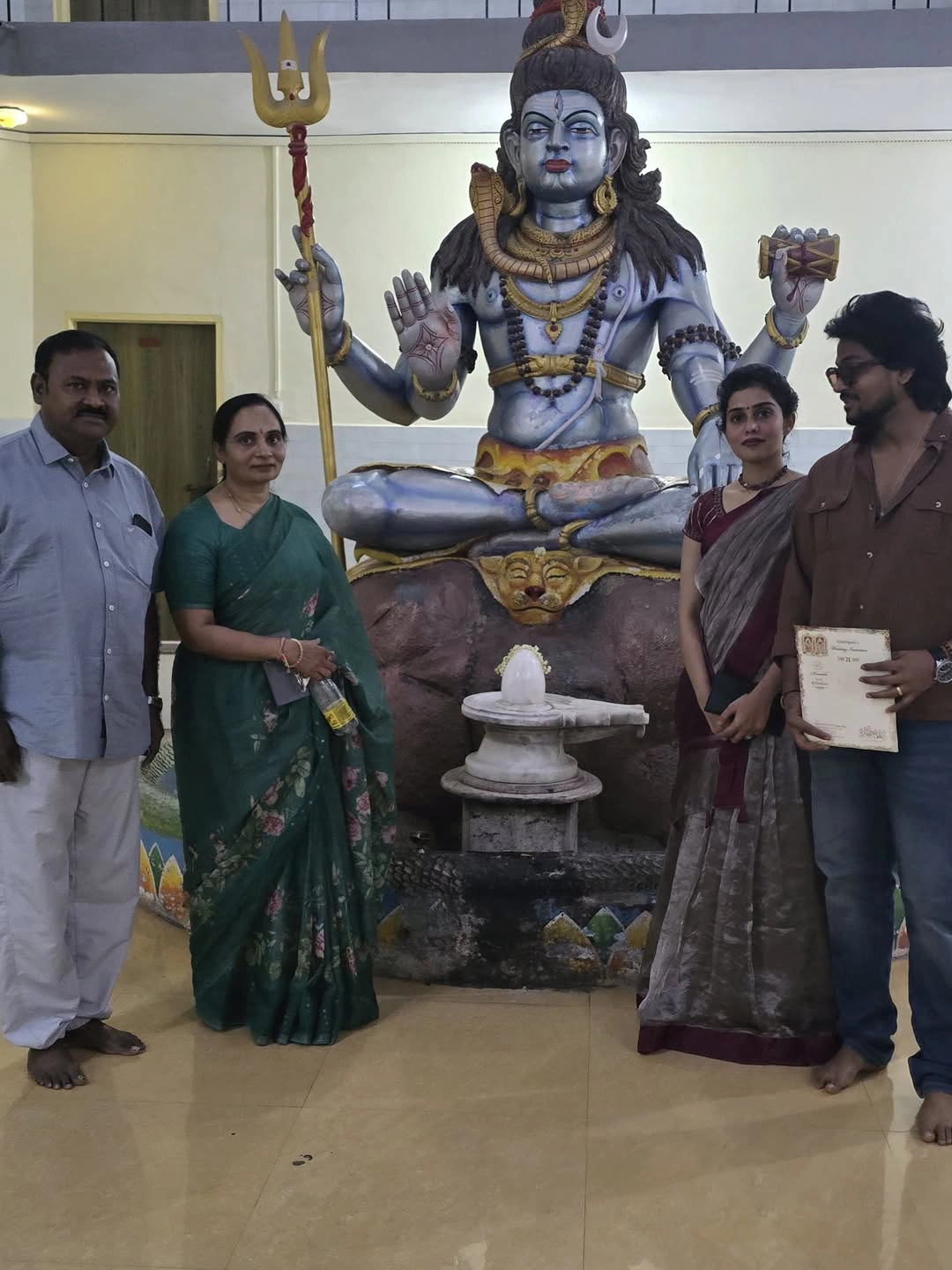 Shanmukh Jaswanth Visits Tirumala with Vaishnavi