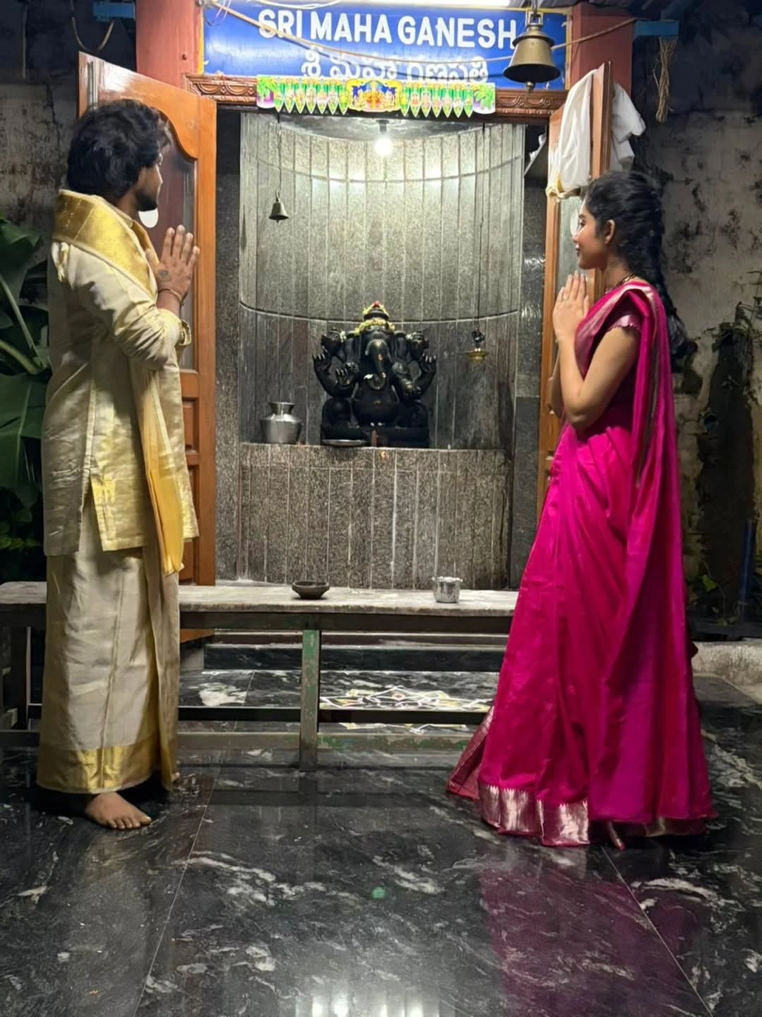 Shanmukh Jaswanth Visits Tirumala with Vaishnavi