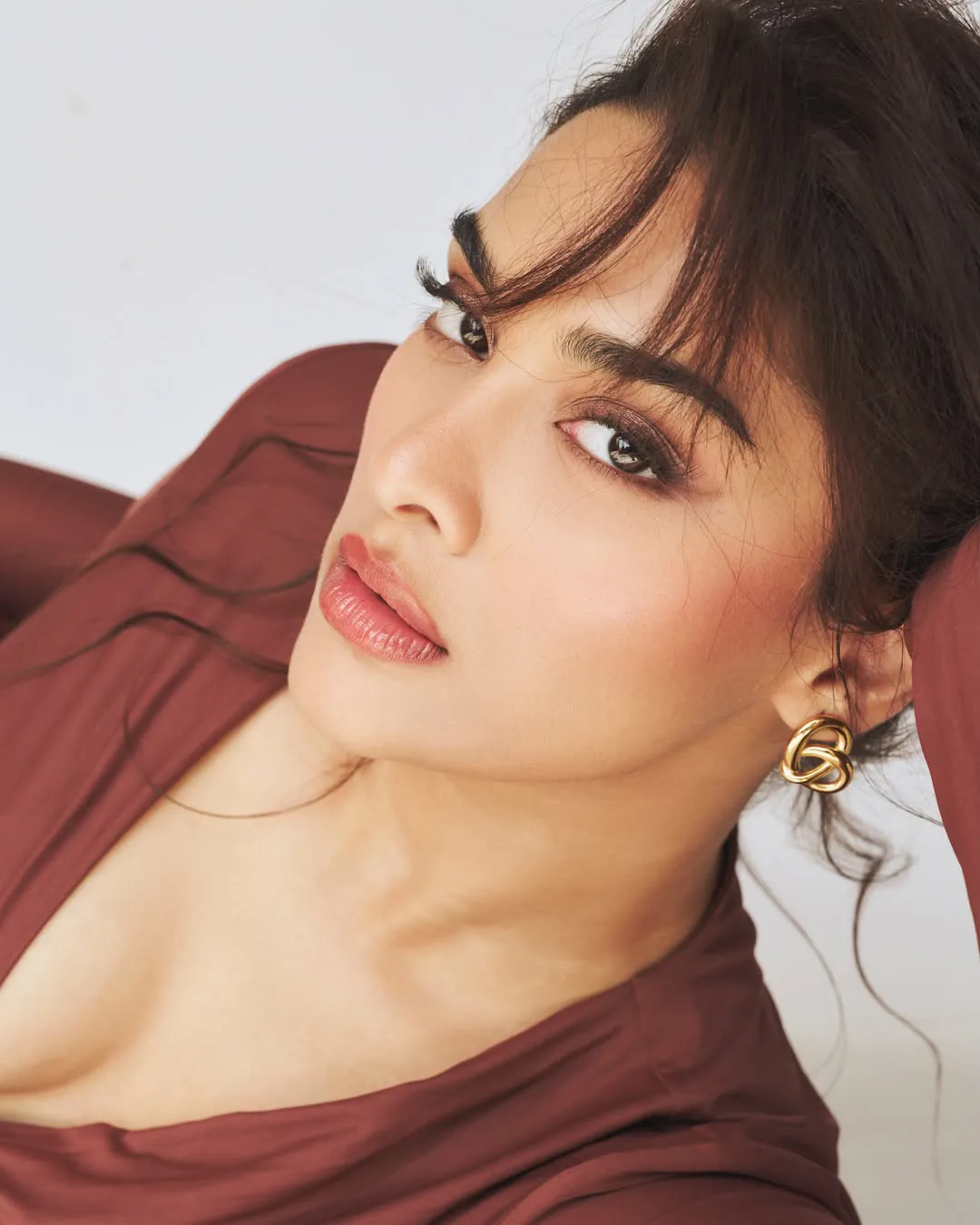 Skanda movie heroine Saiee Manjrekar stunning photos