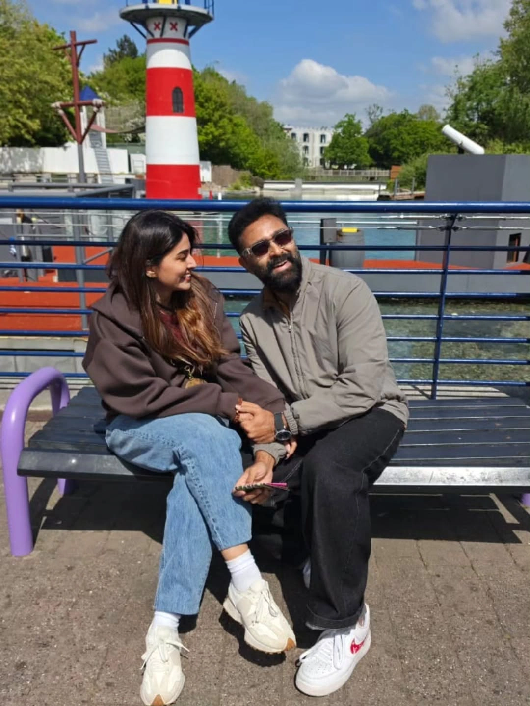 Sneha Shares Cute Photos with Husband Prasanna on Wedding Anniversary