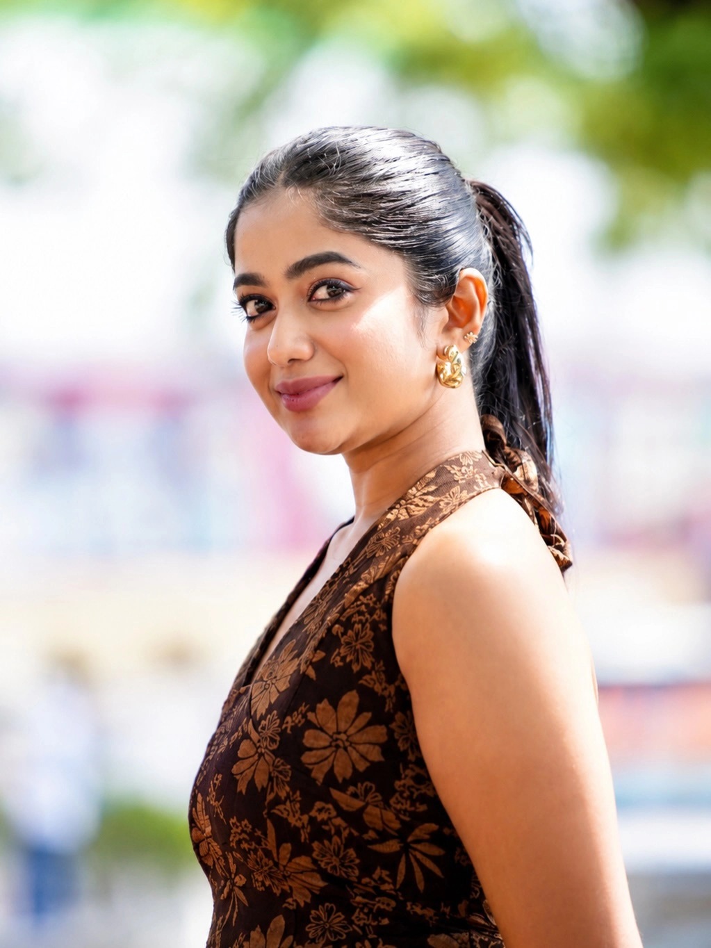 Serial Beauty Soundarya Reddy in Modern Dress