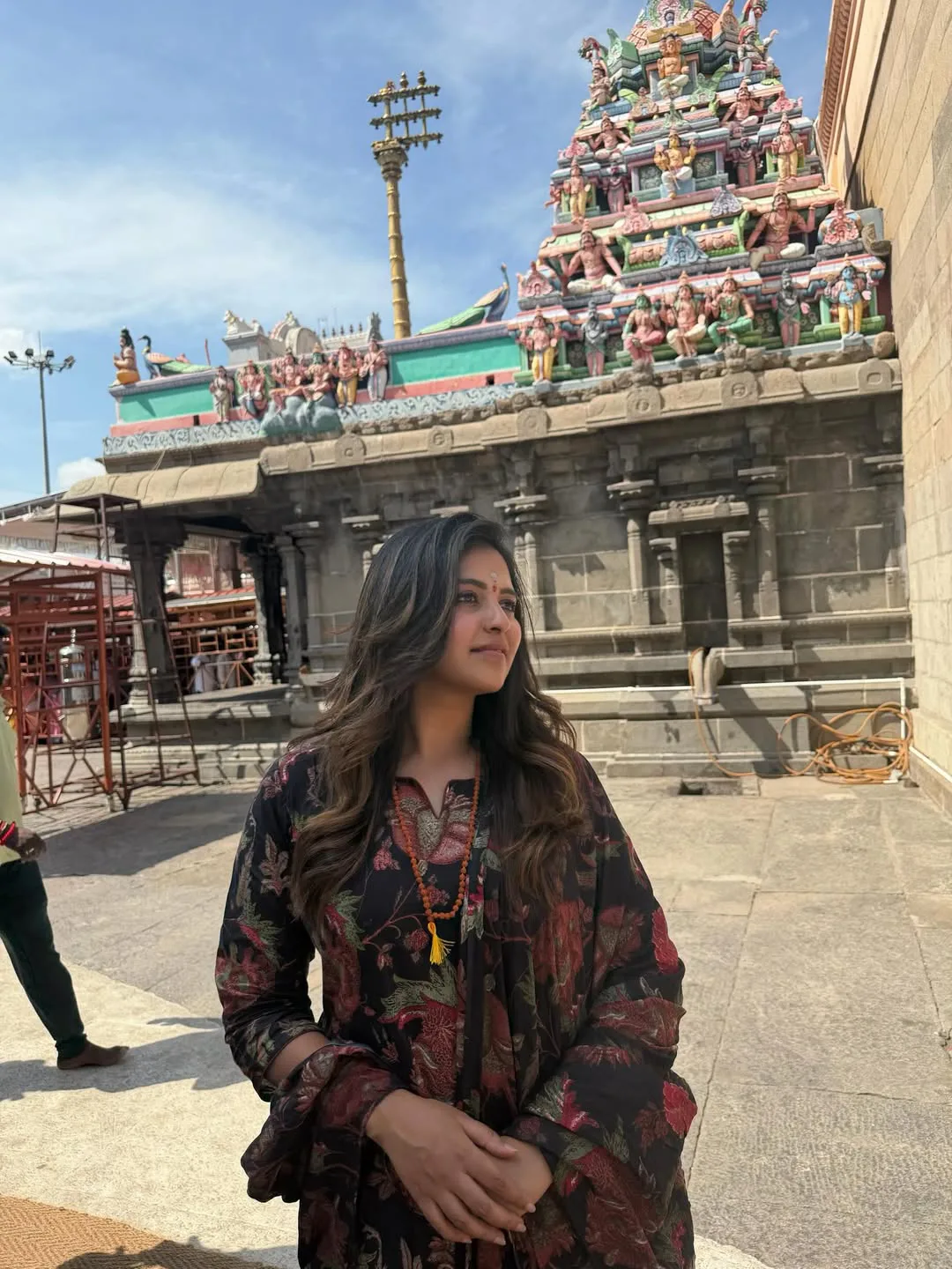South Heroine Anjali visit Arunachalam