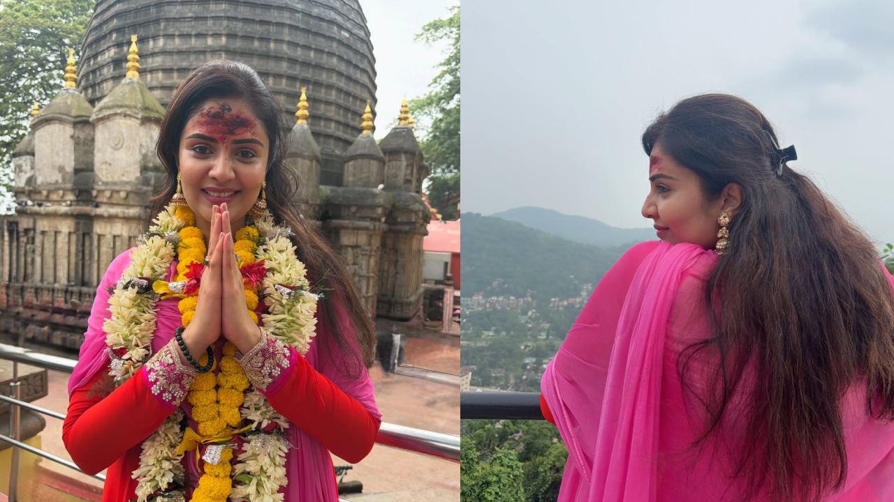 Anchor Sreemukhi Visits Kamakhya Temple