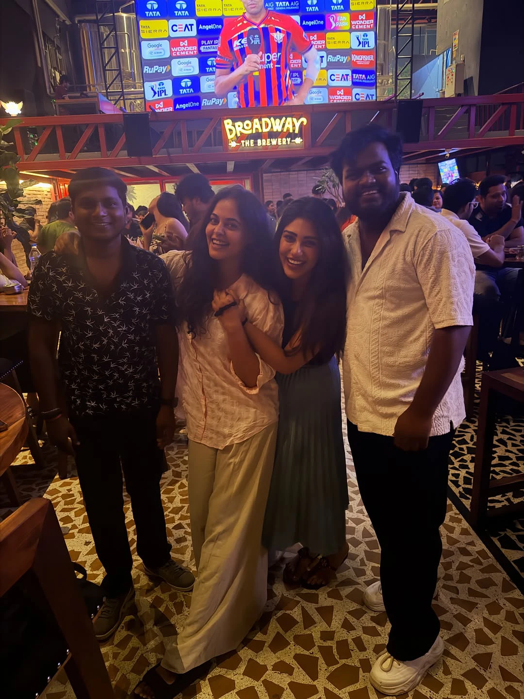 Supritha Bindu Madhavi Enjoying in Pub
