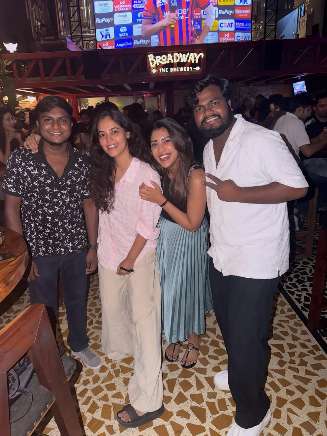 Supritha Bindu Madhavi Enjoying in Pub