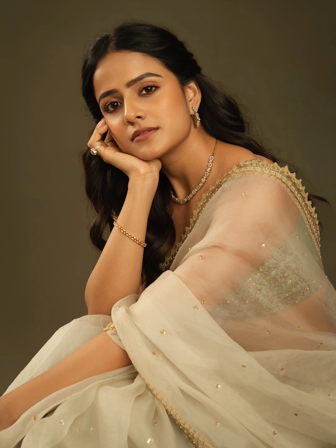 Vaishnavi Chaitanya Simple Looks in Saree