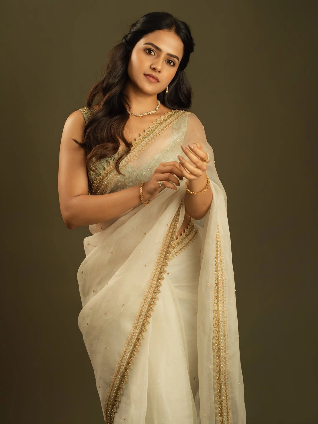 Vaishnavi Chaitanya Simple Looks in Saree