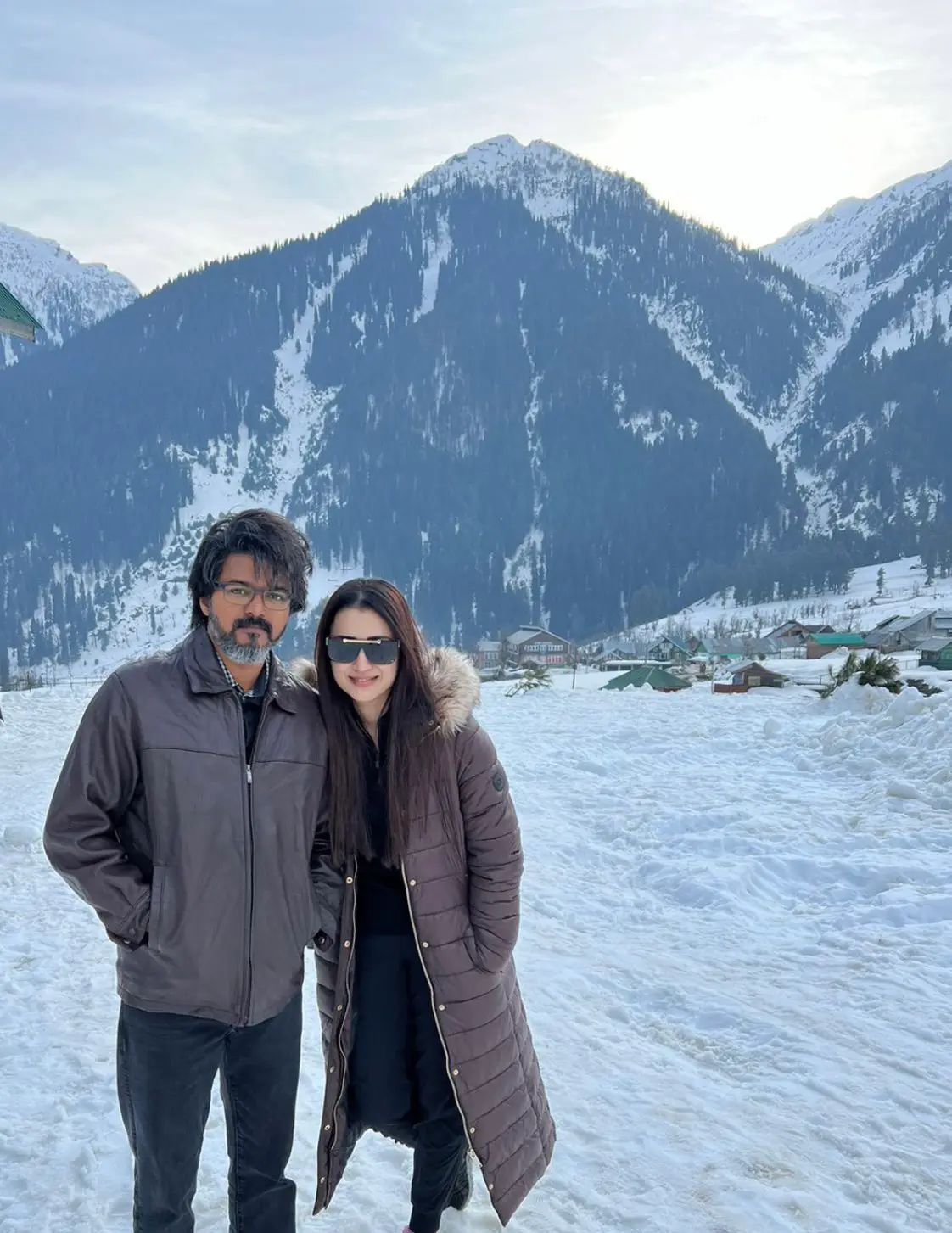 Vijay Trisha Photos goes Viral