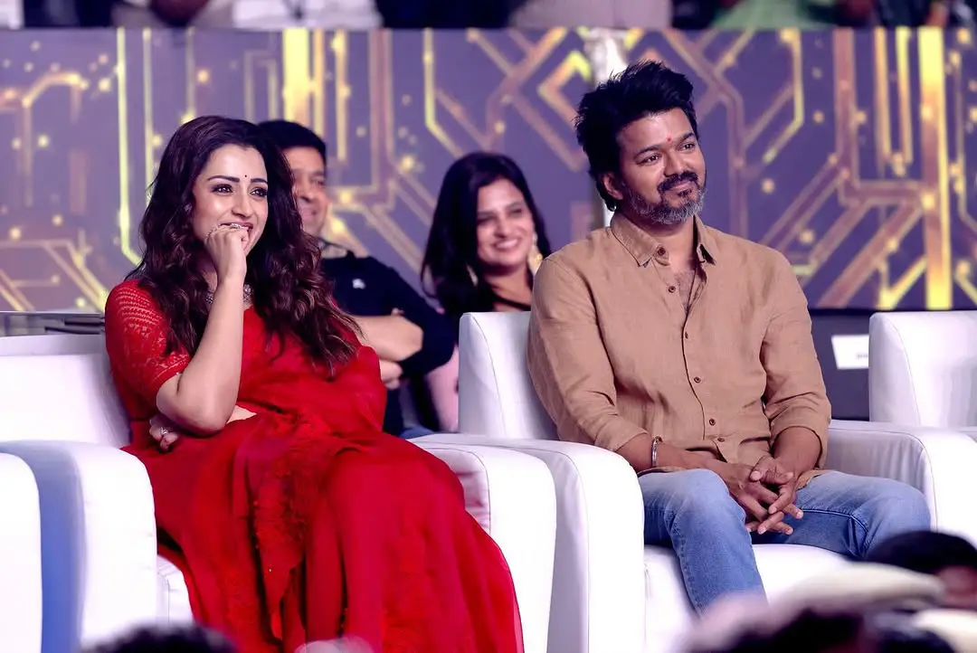 Vijay Trisha Photos goes Viral