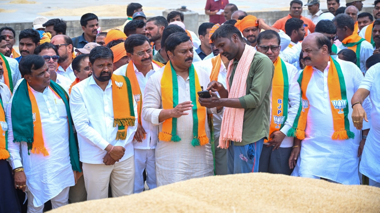 Alleti Maheshwar Reddy : రైతు ఘోష – బీజేపీ భరోసా.. తెలంగాణ రాజకీయాల్లో మహేశ్వర్ రెడ్డి పెంచిన వేడి, మారిన సమీకరణాలు!
